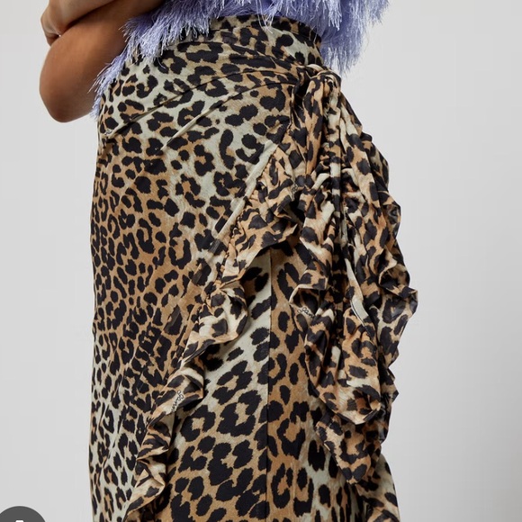 Ganni Leopard Wrap Skirt - Picture 4 of 4